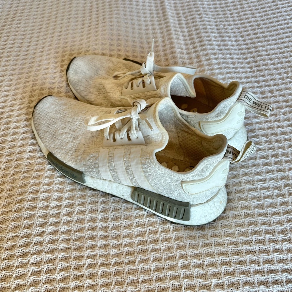Men’s Adidas Tennis Shoes